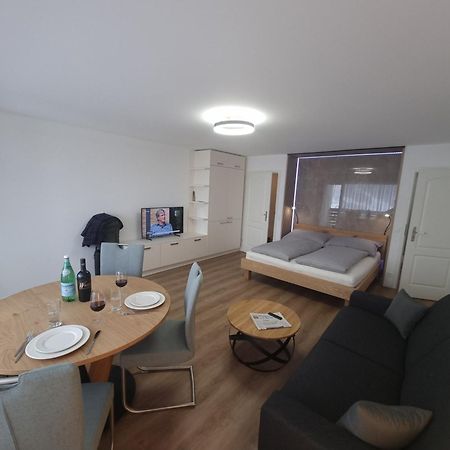 Apartments Haus Quelle ลอยเคอร์บัด ภายนอก รูปภาพ