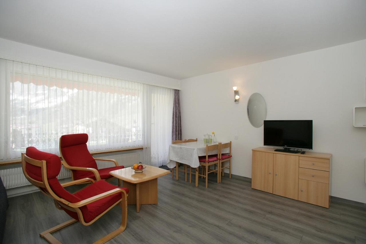 Apartments Haus Quelle ลอยเคอร์บัด ภายนอก รูปภาพ