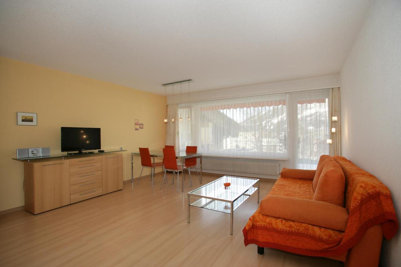 Apartments Haus Quelle ลอยเคอร์บัด ภายนอก รูปภาพ