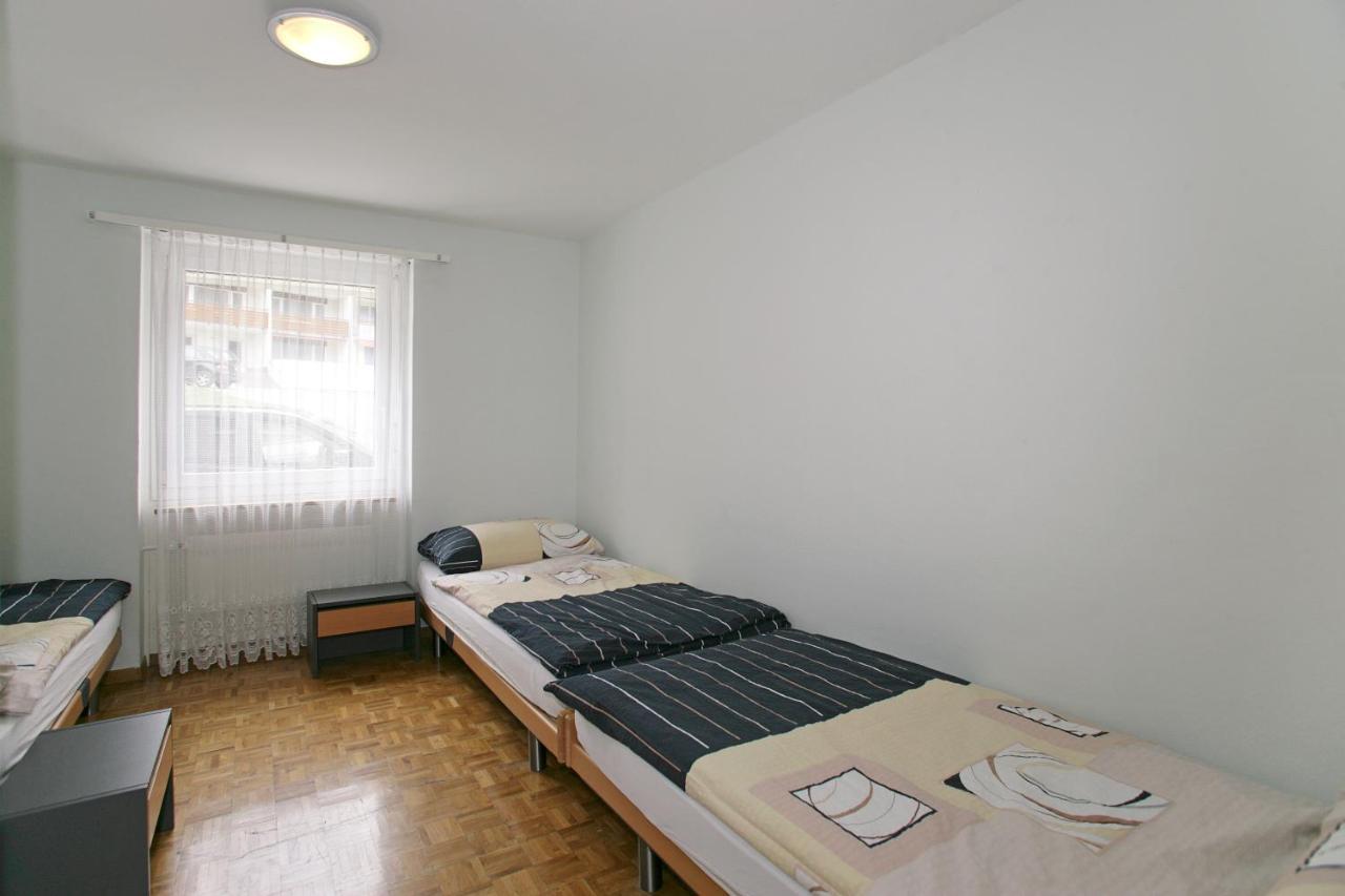 Apartments Haus Quelle ลอยเคอร์บัด ภายนอก รูปภาพ