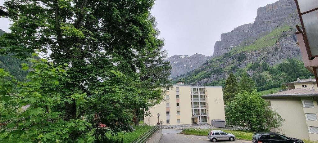 Apartments Haus Quelle ลอยเคอร์บัด ภายนอก รูปภาพ