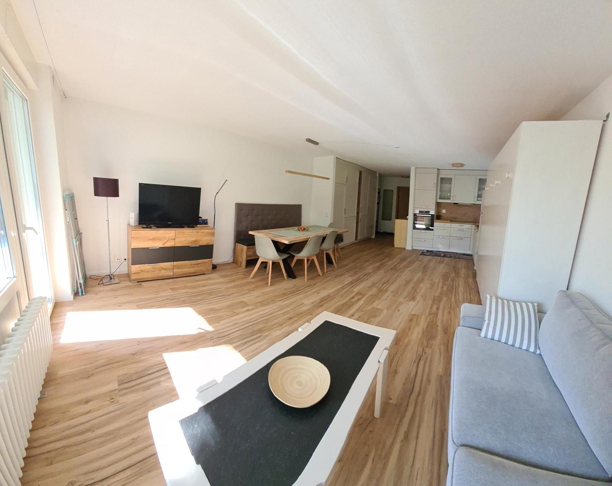Apartments Haus Quelle ลอยเคอร์บัด ภายนอก รูปภาพ
